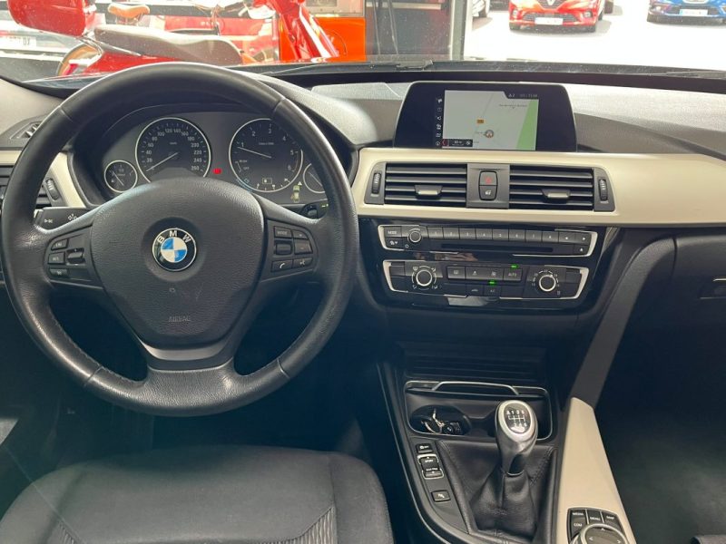 🚗 B.M.W. SÉRIE 3 GT 320D 190 Ch 🌞 Toit ouvrant  📡 Radar de recul ❄️ Climatisation