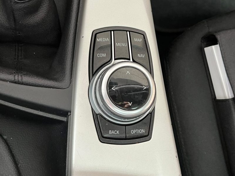 🚗 B.M.W. SÉRIE 3 GT 320D 190 Ch 🌞 Toit ouvrant  📡 Radar de recul ❄️ Climatisation