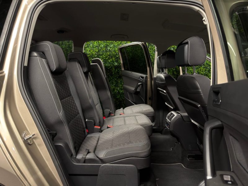 VOLKSWAGEN TOURAN III LOUNGE 1.5 TSI EVO 150 Cv 1ERE MAIN / 7 PLACES APPLE & ANDROID - Garantie 1 an