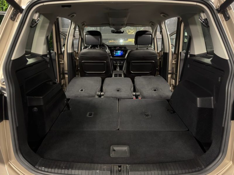 VOLKSWAGEN TOURAN III LOUNGE 1.5 TSI EVO 150 Cv 1ERE MAIN / 7 PLACES APPLE & ANDROID - Garantie 1 an