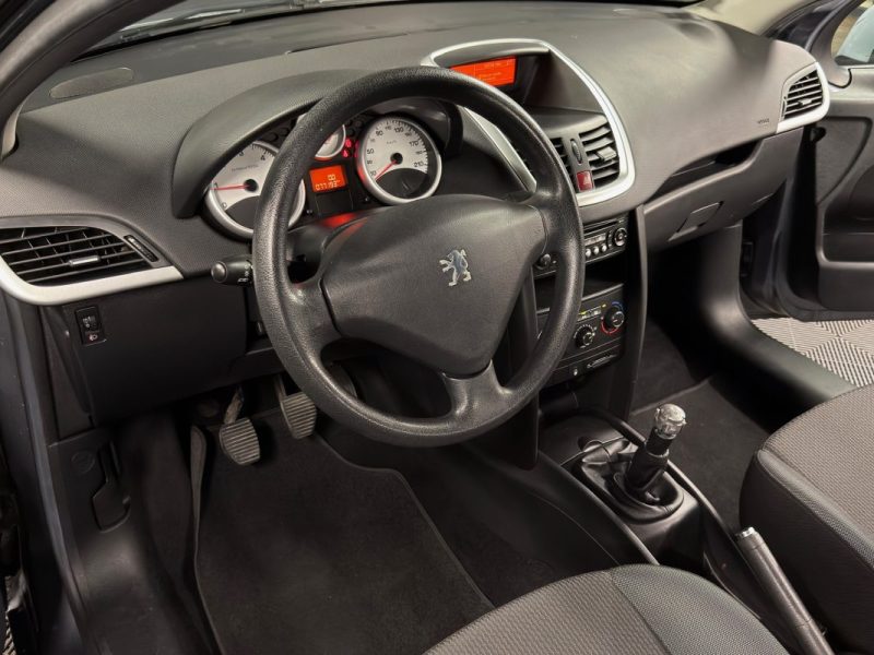 PEUGEOT 207 PHASE ( 2 ) 1.4 HDI 70 Cv 5 PORTES / 77 100 Kms - GARANTIE 1 AN