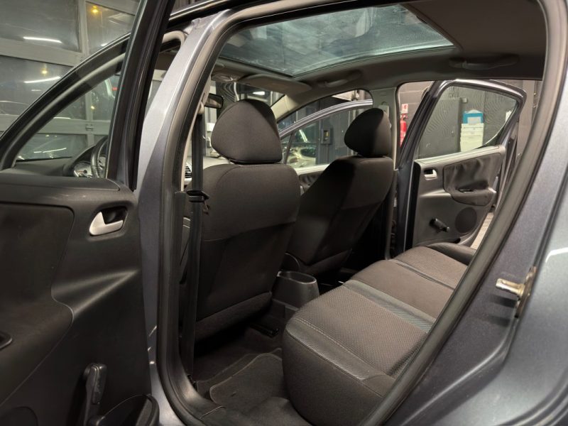 PEUGEOT 207 PHASE ( 2 ) 1.4 HDI 70 Cv 5 PORTES / 77 100 Kms - GARANTIE 1 AN