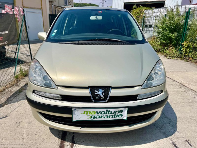 Peugeot 807 2.0 HDi 120 Ch Confort 8 Places Entretien Suivi Garantie 6 Mois