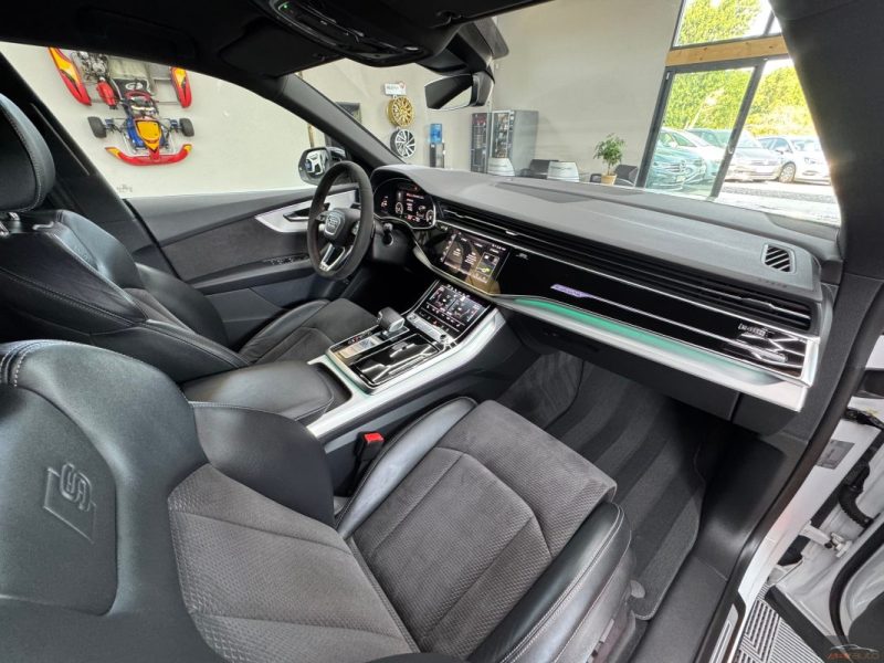 AUDI Q8 55 TFSI e QUATTRO S-LINE 381CH - CAMERA - CARPLAY - JANTES 23" . GARANTIE 12 - 60 MOIS  2021