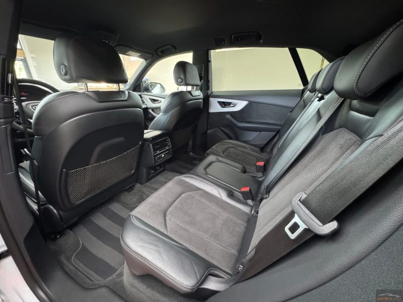 AUDI Q8 55 TFSI e QUATTRO S-LINE 381CH - CAMERA - CARPLAY - JANTES 23" . GARANTIE 12 - 60 MOIS  2021