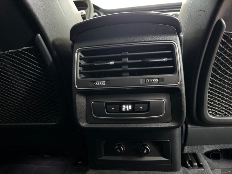 AUDI Q8 55 TFSI e QUATTRO S-LINE 381CH - CAMERA - CARPLAY - JANTES 23" . GARANTIE 12 - 60 MOIS  2021