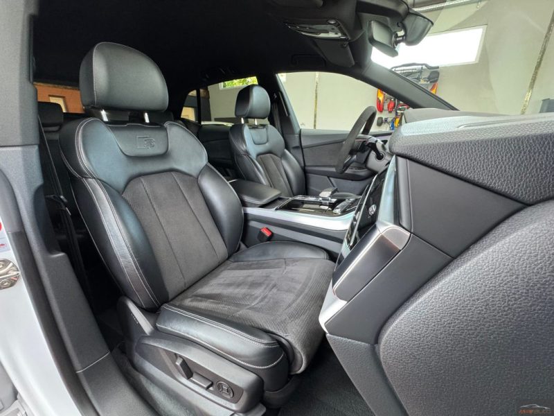 AUDI Q8 55 TFSI e QUATTRO S-LINE 381CH - CAMERA - CARPLAY - JANTES 23" . GARANTIE 12 - 60 MOIS  2021