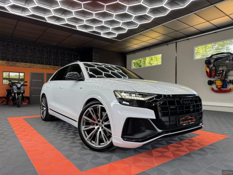 AUDI Q8 55 TFSI e QUATTRO S-LINE 381CH - CAMERA - CARPLAY - JANTES 23" . GARANTIE 12 - 60 MOIS  2021