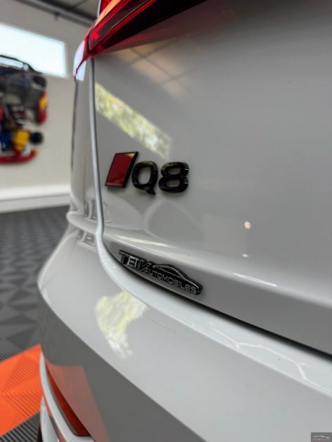 AUDI Q8 55 TFSI e QUATTRO S-LINE 381CH - CAMERA - CARPLAY - JANTES 23" . GARANTIE 12 - 60 MOIS  2021