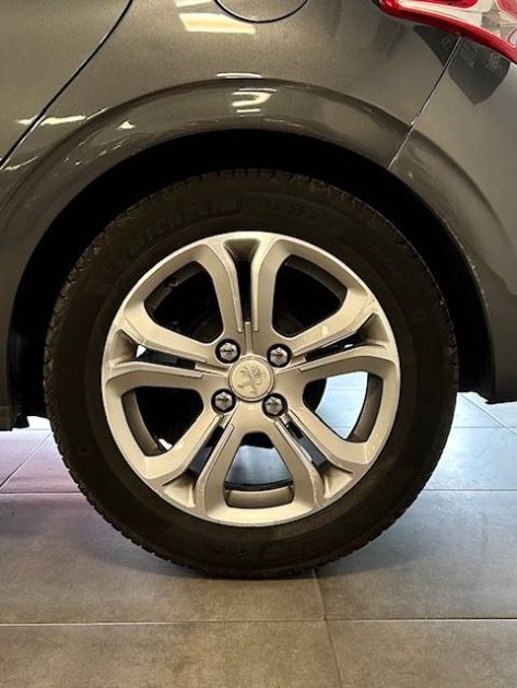PEUGEOT 208 1.2 VTI ALLURE 5P 2012