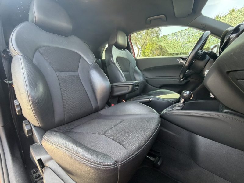 AUDI A1 S-LINE 1.4 TFSI 185 CH 2011