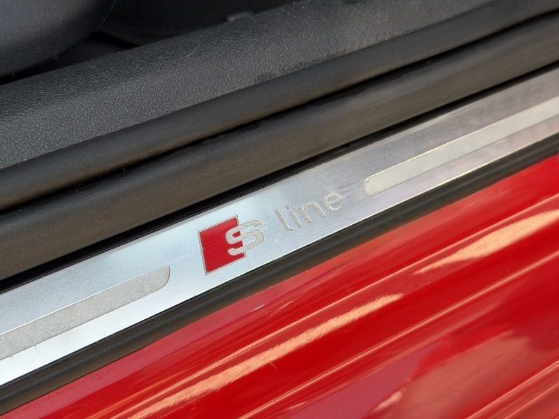 AUDI A1 S-LINE 1.4 TFSI 185 CH 2011