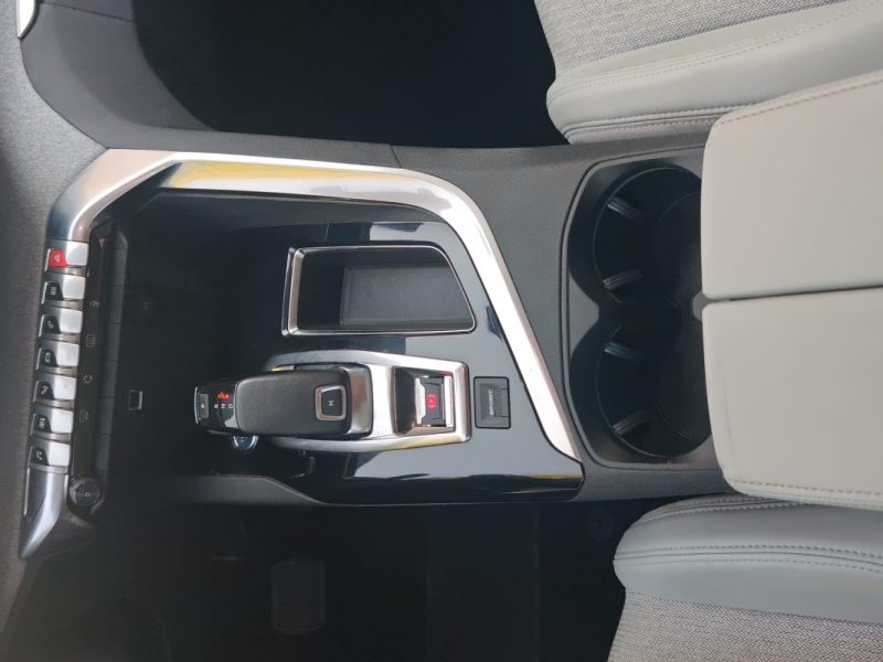 PEUGEOT 5008 II 1.6 BLUEHDI 120 S&S ALLURE EAT6