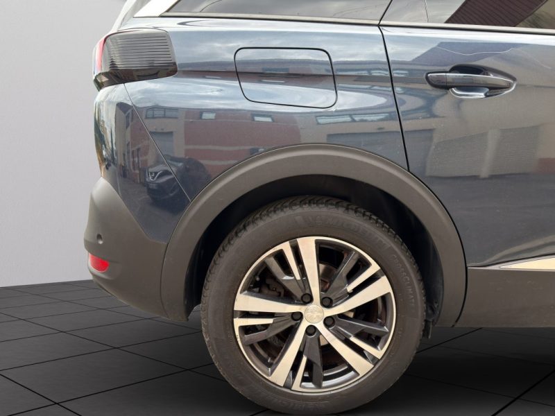 PEUGEOT 5008 II 1.6 BLUEHDI 120 S&S ALLURE EAT6