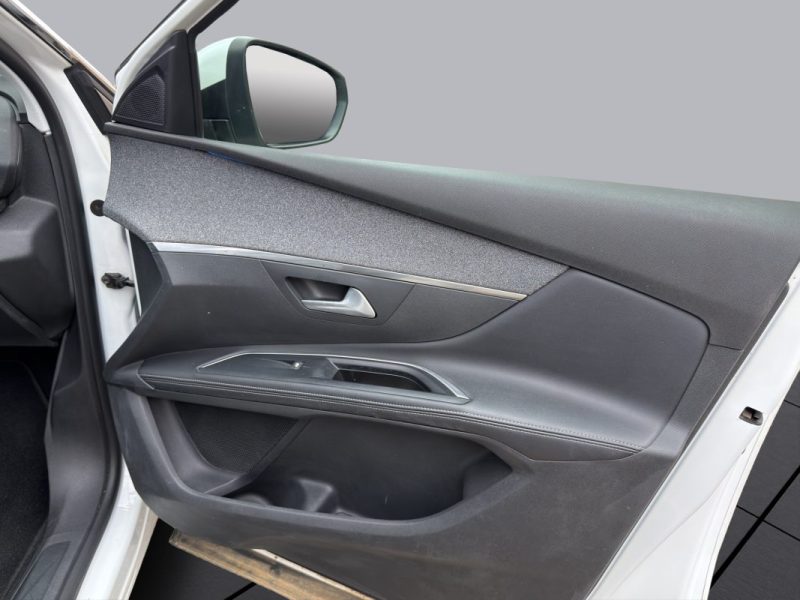 PEUGEOT 5008 II 1.5 BLUEHDI 130 S&S ALLURE EAT8 / TOIT OUVRANT / 7 PLACES
