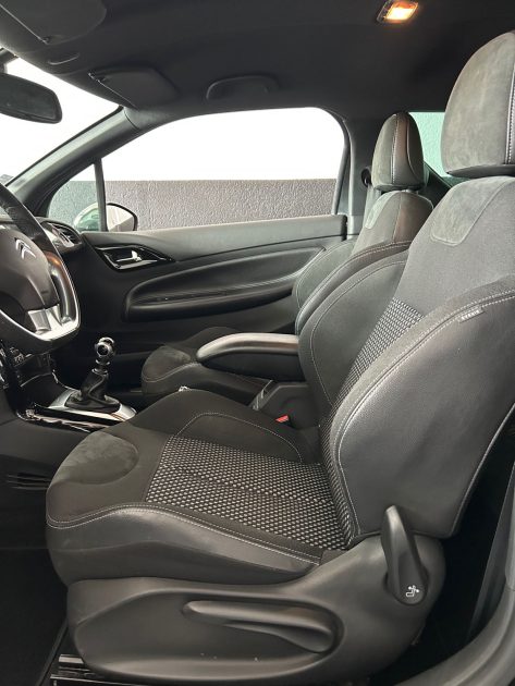 CITROEN DS3 SPORT CHIC 1.6 THP 156 