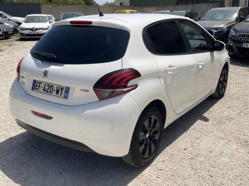 PEUGEOT 208 1.6 HDI 100CV CARPLAY/ANDROID AUTO