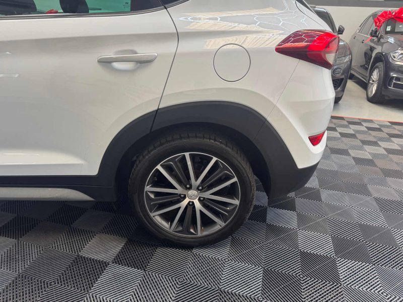HYUNDAI TUCSON II GARANTIE 12 MOIS 2.0 CRDI 136ch CREATIVE 4WD 1ERE MAIN HISTORIQUE COMPLET 🇨🇵
