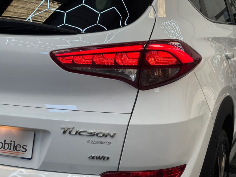 HYUNDAI TUCSON II GARANTIE 12 MOIS 2.0 CRDI 136ch CREATIVE 4WD 1ERE MAIN HISTORIQUE COMPLET 🇨🇵