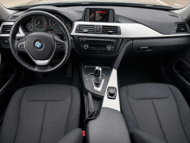  BMW Série 4 Gran Coupé Lounge 190 ch F36 2.0 d 420D Boîte Auto / Siège Chauffant / Hayon Électrique