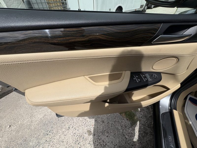 BMW X3 2.0 D XDRIVE20D  PACK LUXE FULL OPTIONS CUIR/CLIM/XENON/TOIT/REGULATEUR 1er MAIN