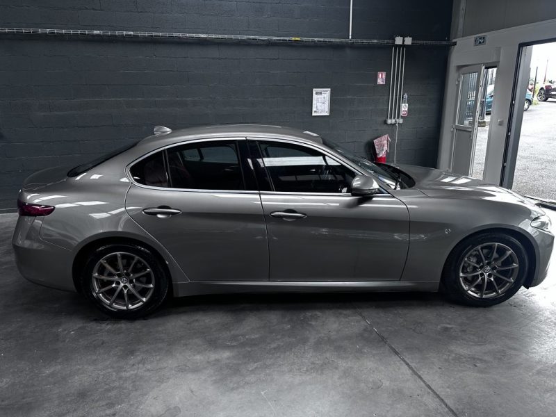 ALFA ROMEO GIULIA 2.0 TB 200CV AT8 SUPER 