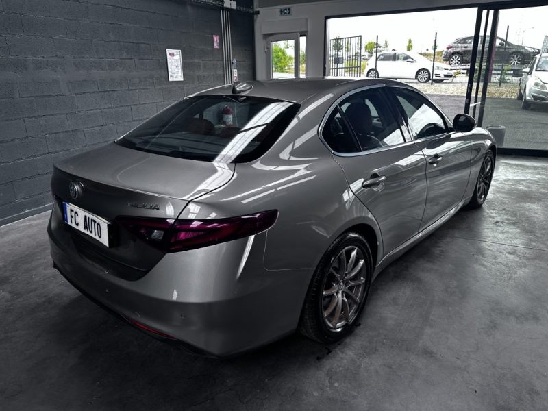 ALFA ROMEO GIULIA 2.0 TB 200CV AT8 SUPER 