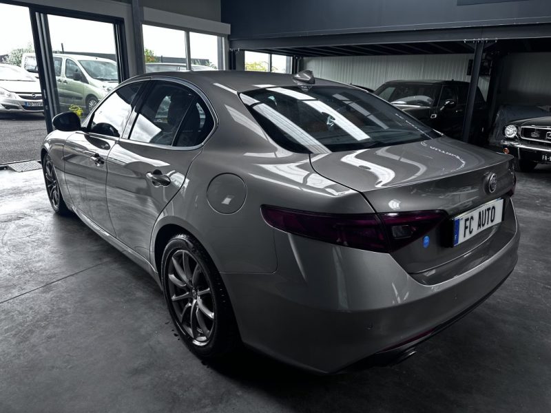 ALFA ROMEO GIULIA 2.0 TB 200CV AT8 SUPER 