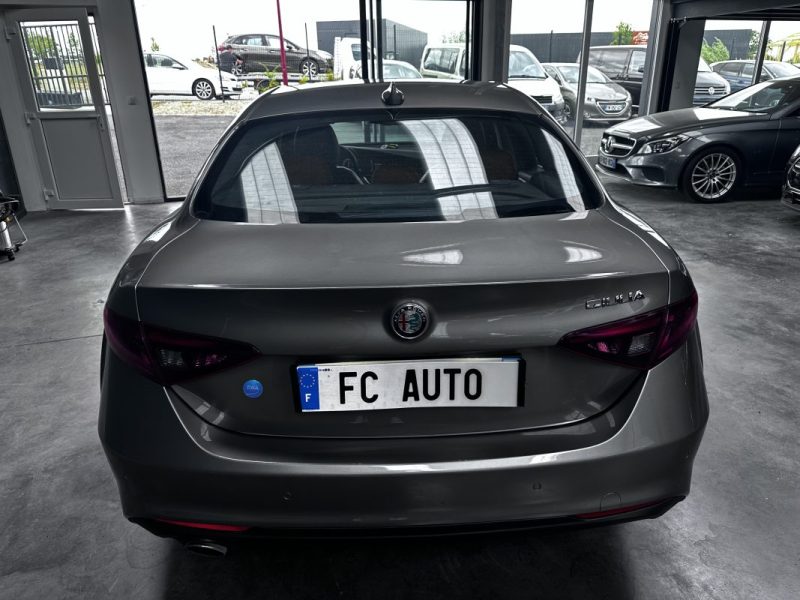 ALFA ROMEO GIULIA 2.0 TB 200CV AT8 SUPER 