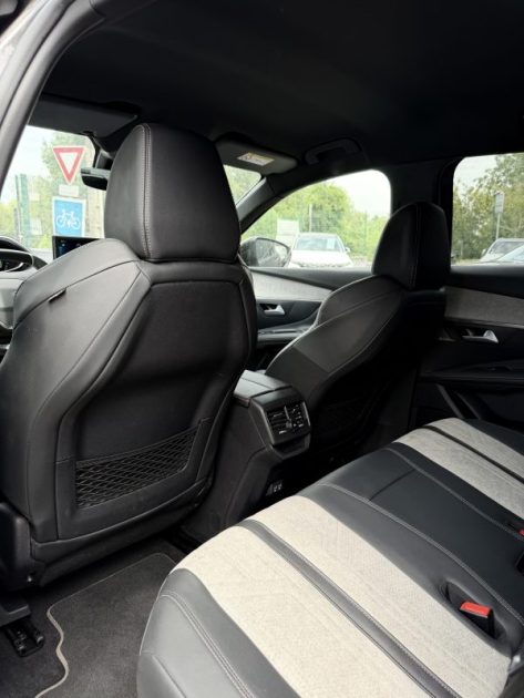 PEUGEOT 3008 II (2) HYBRID 225 CH GT PACK E-EAT8 2021