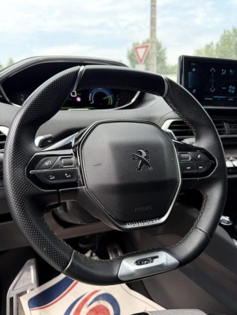 PEUGEOT 3008 II (2) HYBRID 225 CH GT PACK E-EAT8 2021
