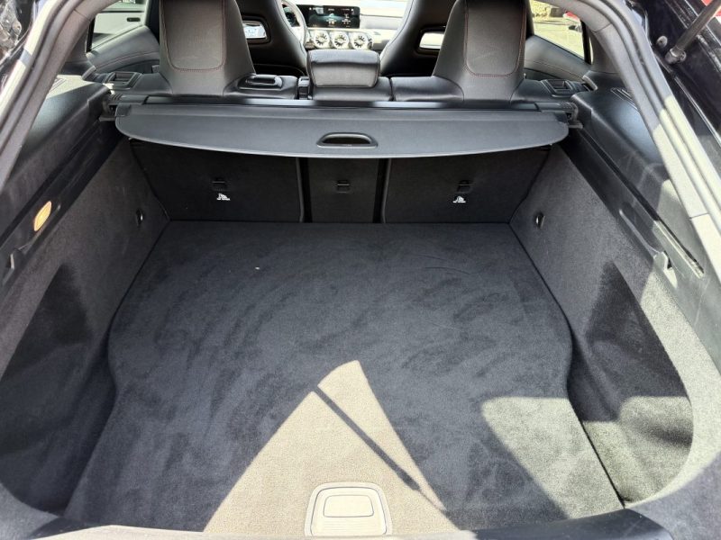 MERCEDES BENZ CLASSE CLA SHOOTING BRAKE 250 E 160+102CH AMG LINE 8G-DCT 2021