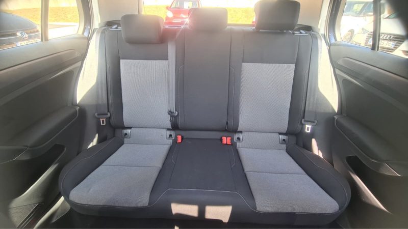 VOLKSWAGEN Golf 7 - 1.6 Tdi Trendline 110ch diesel
