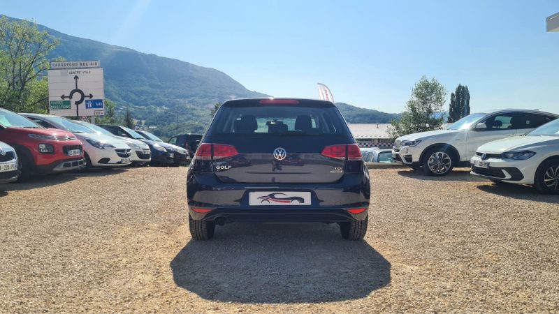 VOLKSWAGEN Golf 7 - 1.6 Tdi Trendline 110ch diesel