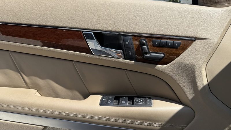 MERCEDES CLASSE E E500 / 388CH EXECUTIVE CABRIOLET BVA 2011
