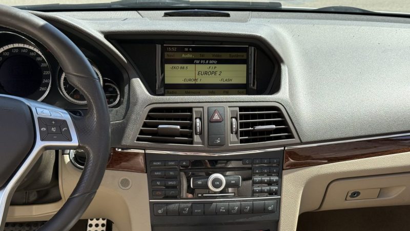 MERCEDES CLASSE E E500 / 388CH EXECUTIVE CABRIOLET BVA 2011