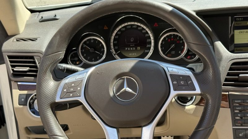 MERCEDES CLASSE E E500 / 388CH EXECUTIVE CABRIOLET BVA 2011