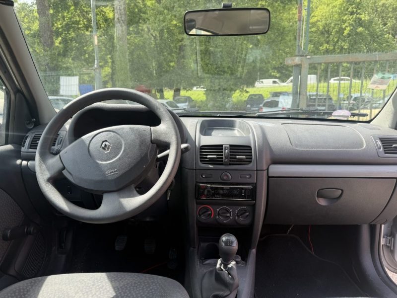 RENAULT CLIO II 1.2 LPG 1149CM3 58CV  2010