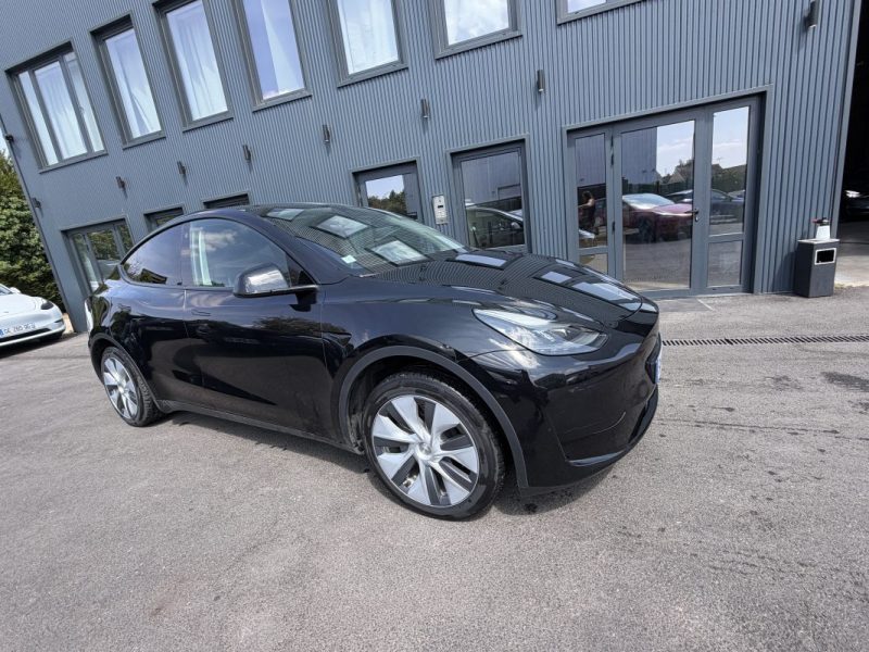 TESLA MODEL Y  STANDARD RWD 2023 