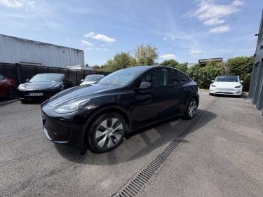 TESLA MODEL Y  STANDARD RWD 2023 