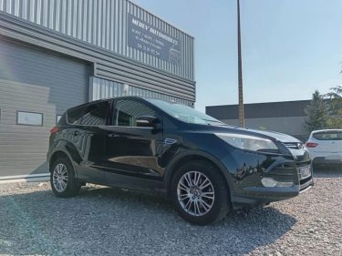 FORD KUGA 2.0 TDCI 140 TITANIUM 4X2 BVM6 CT OK / 1ère Main / DISTRIBUTION NEUVE