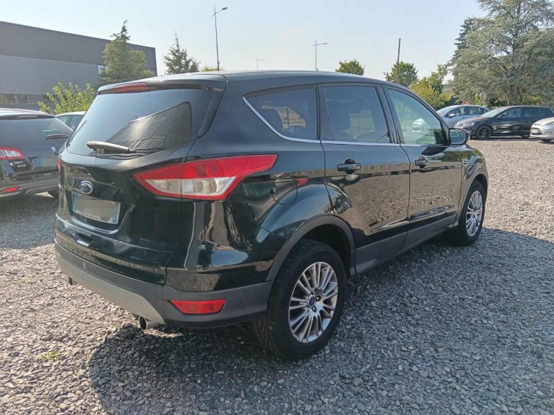 FORD KUGA 2.0 TDCI 140 TITANIUM 4X2 BVM6 CT OK / 1ère Main / DISTRIBUTION NEUVE