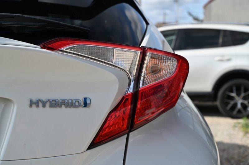 TOYOTA C-HR 122H DESIGN 09/2019