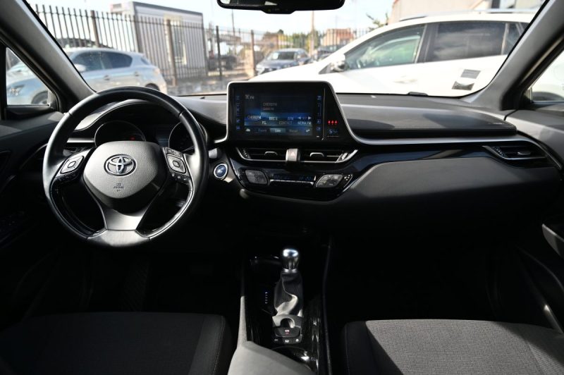 TOYOTA C-HR 122H DESIGN 09/2019