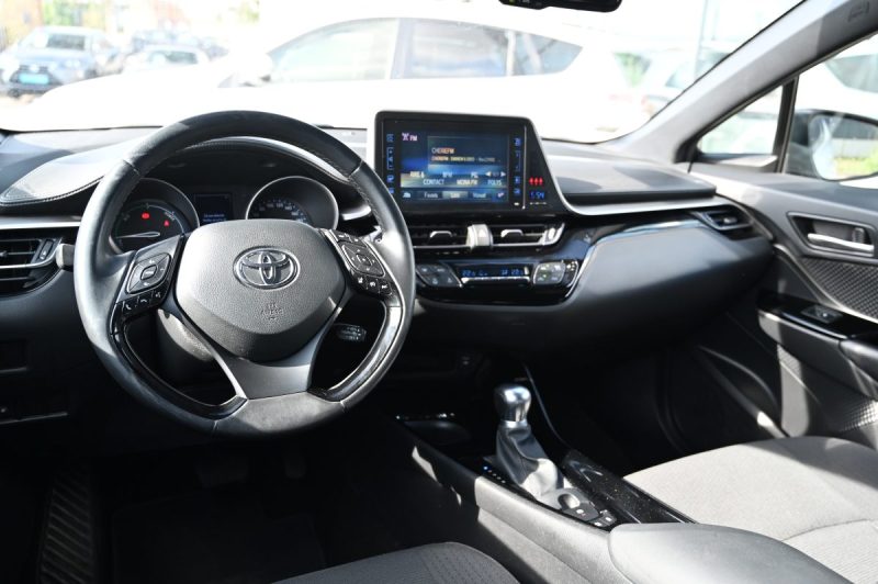 TOYOTA C-HR 122H DESIGN 09/2019