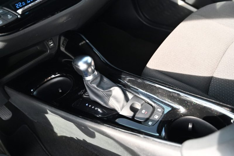 TOYOTA C-HR 122H DESIGN 09/2019