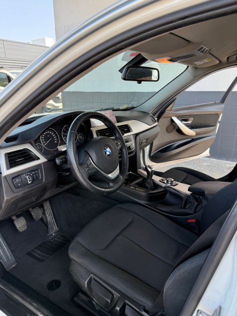 BMW 318D Touring F31 XDrive - Entretien à jour