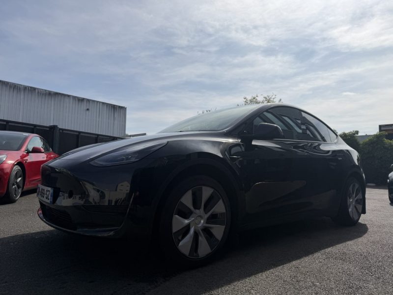 TESLA MODEL Y STANDARD RWD 2023