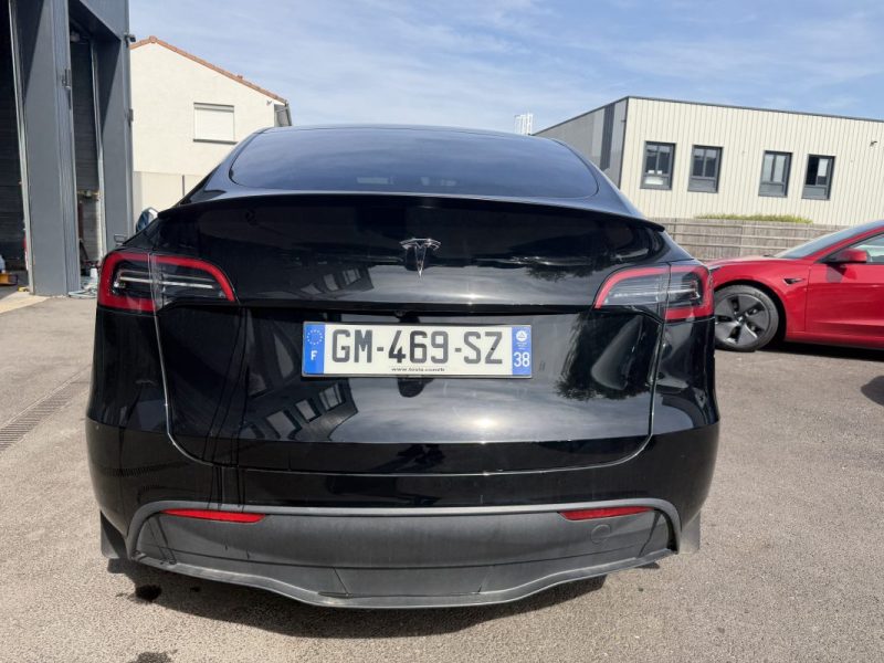 TESLA MODEL Y STANDARD RWD 2023