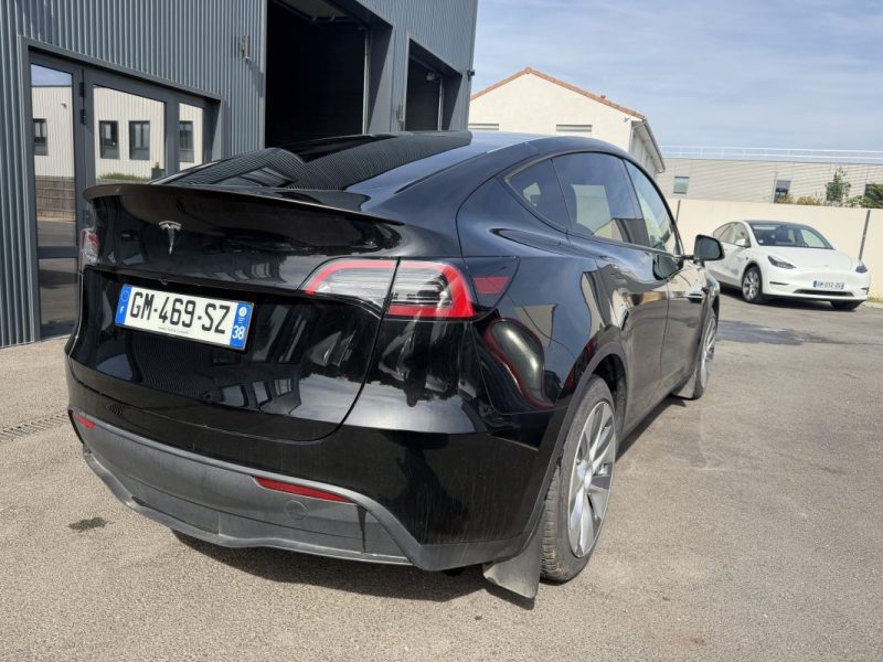 TESLA MODEL Y STANDARD RWD 2023